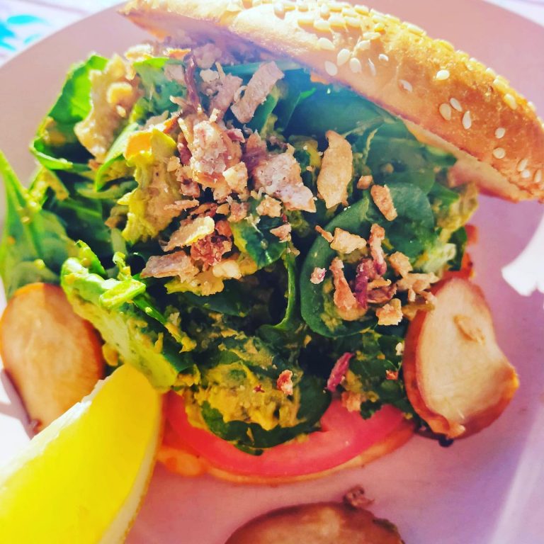 189355262 992810644792324 2409435581706986044 n 768x768