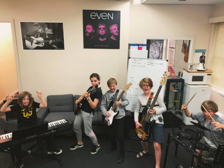 71146358 2515238008522709 6620126980756996096 n 768x576