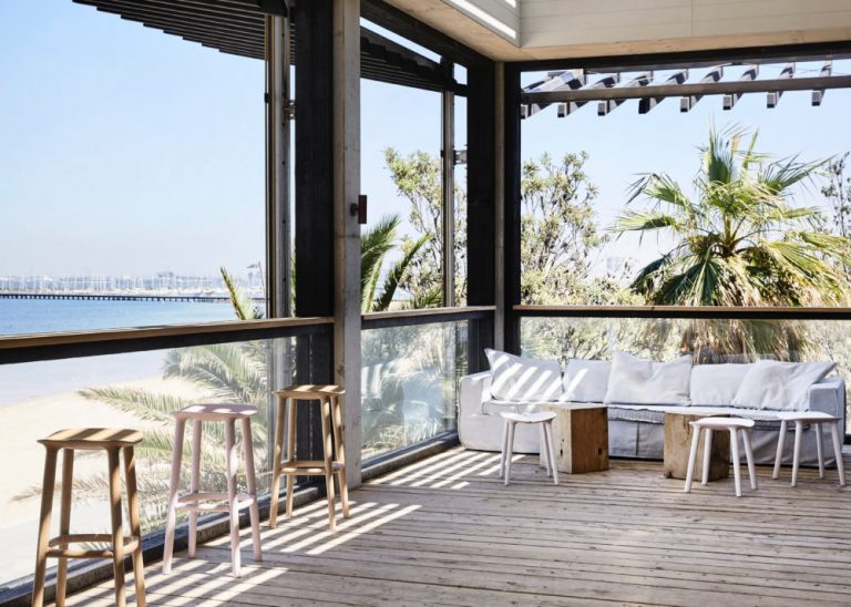 outdoor deck 768x548